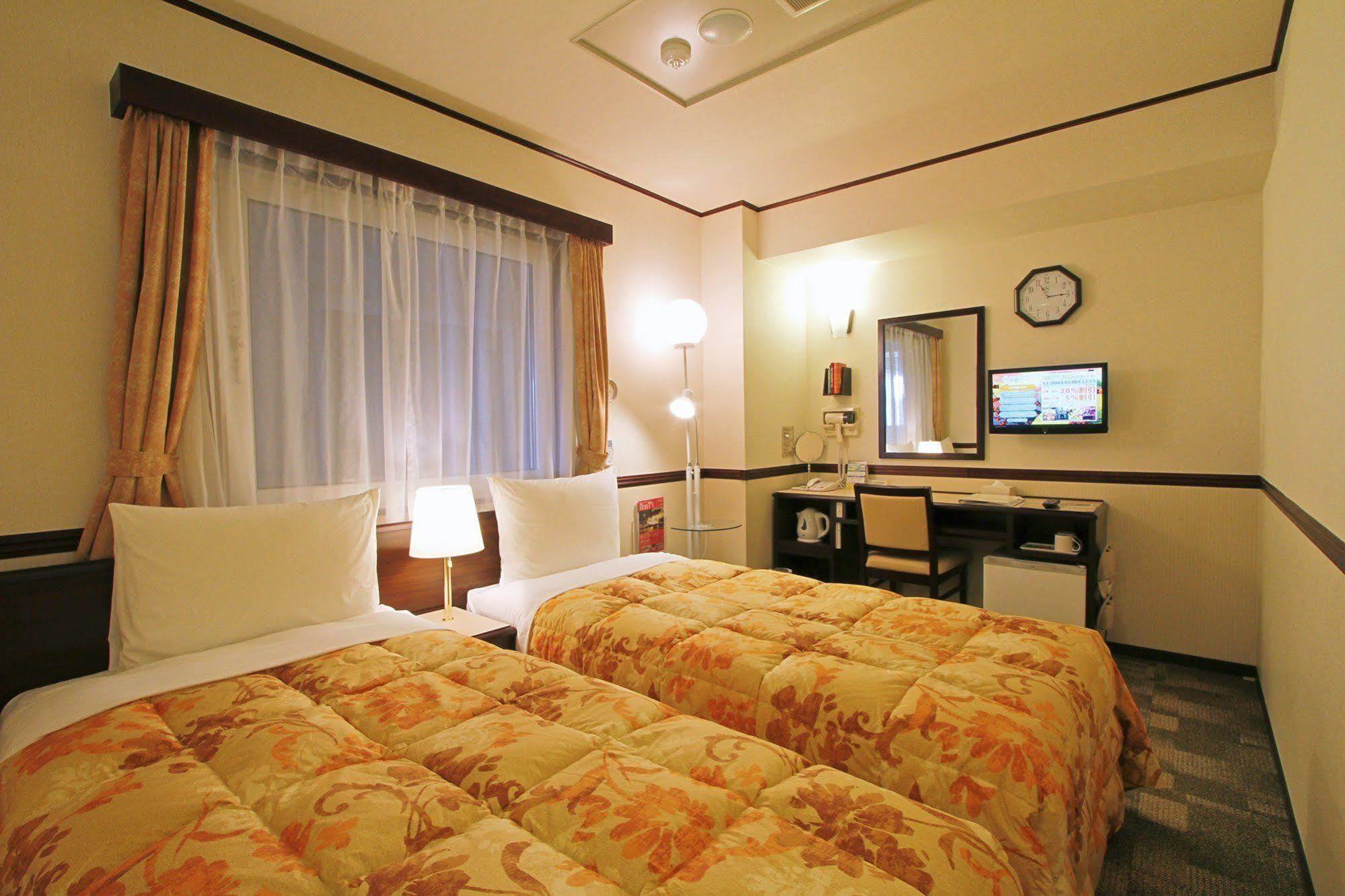Toyoko Inn Shizuoka Fujieda Eki Kita Guchi Buitenkant foto