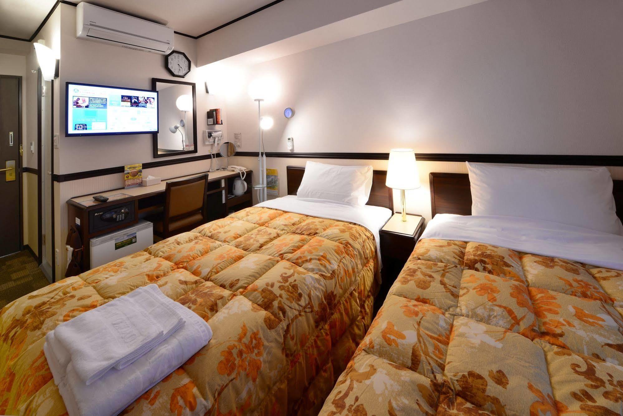 Toyoko Inn Shizuoka Fujieda Eki Kita Guchi Buitenkant foto